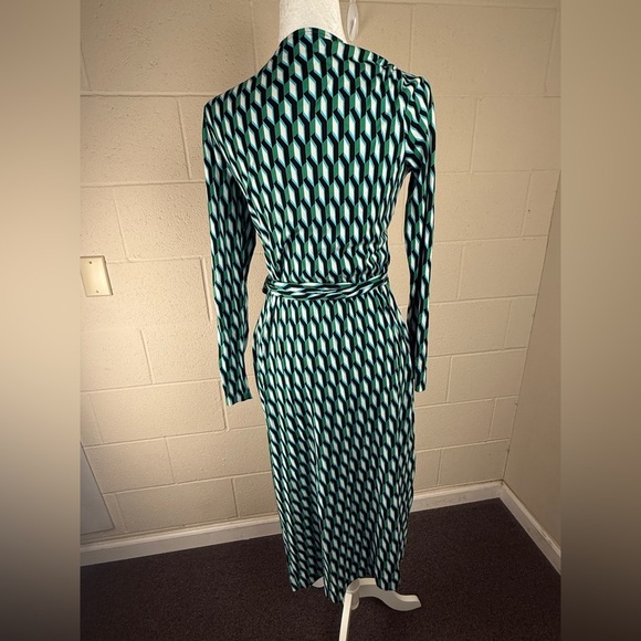 Diane Von Furstenberg X Target Womens Midi Arrow Geo Green Wrap Dress SMALL  DVF - Picture 2 of 9